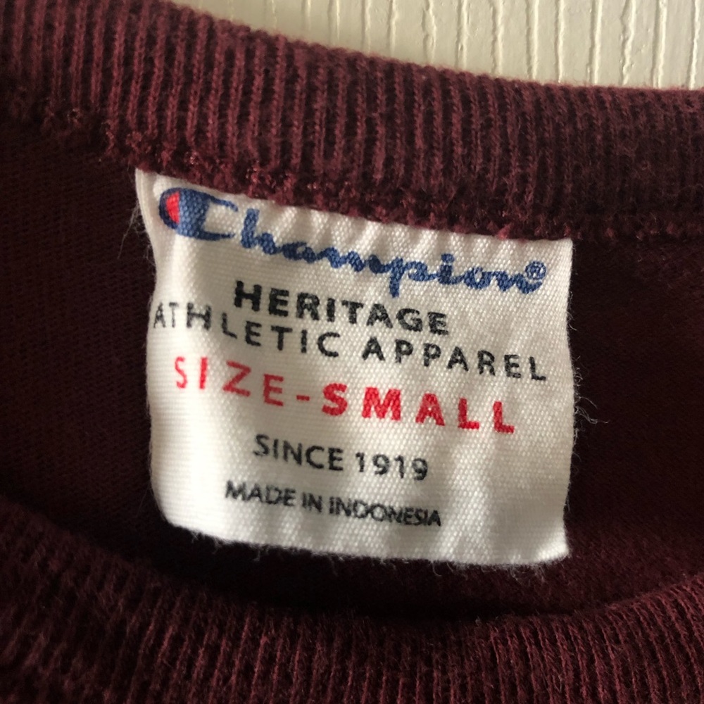 Champion T-Shirt - Picture 4 of 4